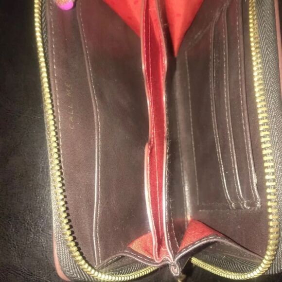 Stella & Dot Chelsea Tech Zebra Print. Vegan Leather Wallet - Picture 2 of 4